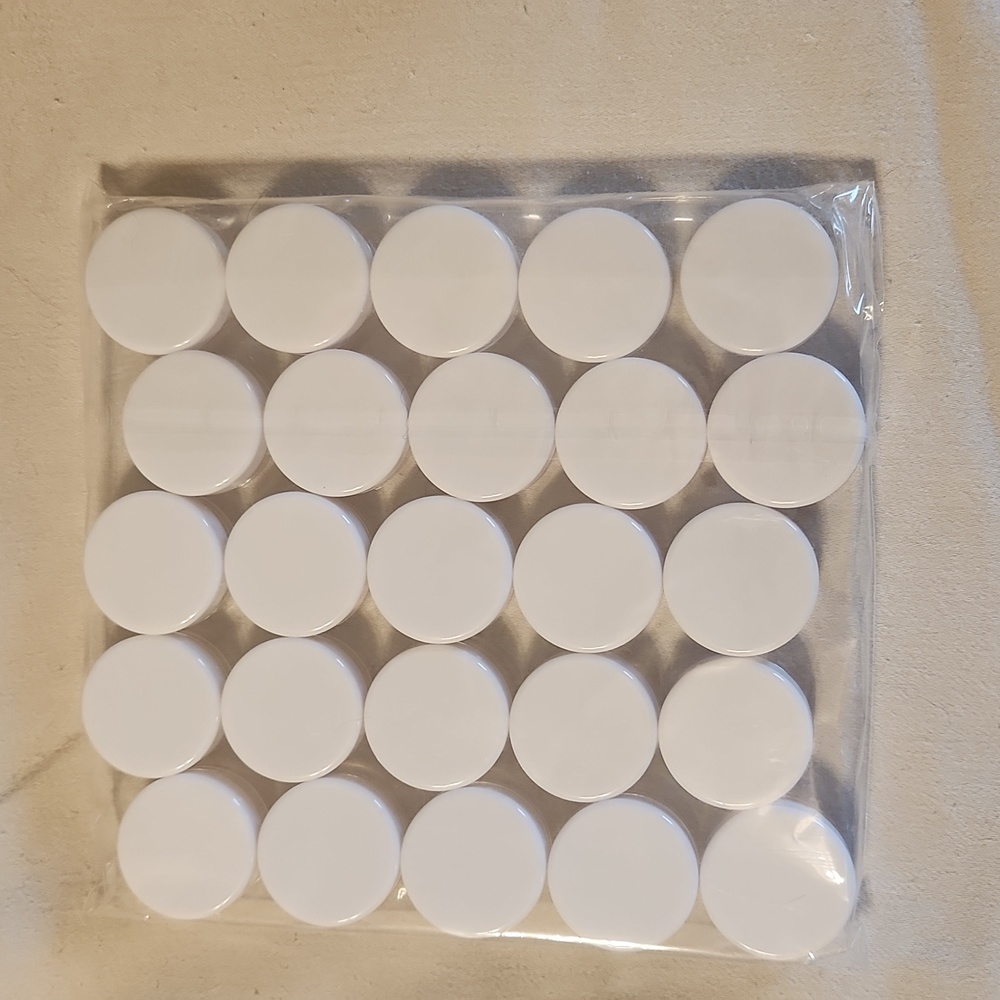 Small sample containers